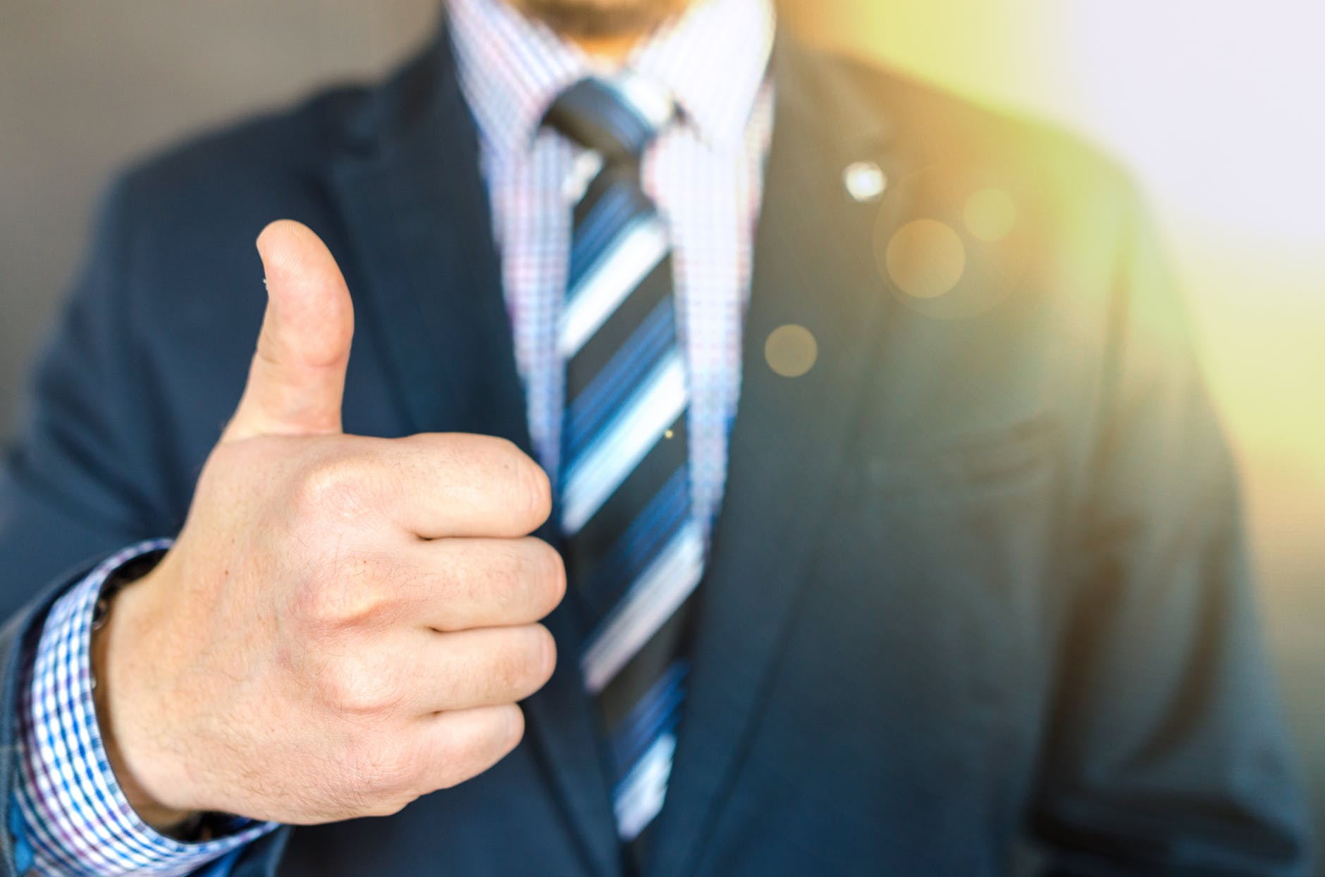 Solid industry background and deep knowledge leads to powerful insights